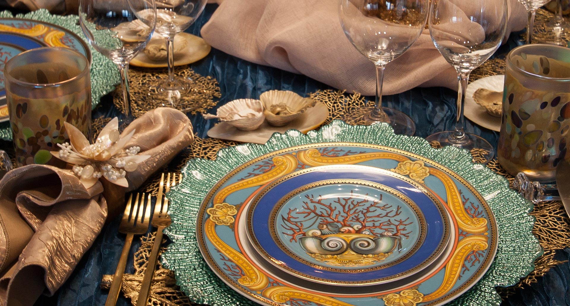 Gilt Barrier Reef slide